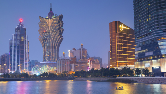 澳门,东方明珠的璀璨之声播音稿